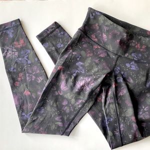 Lululemon Tights size 4, 28” inseam